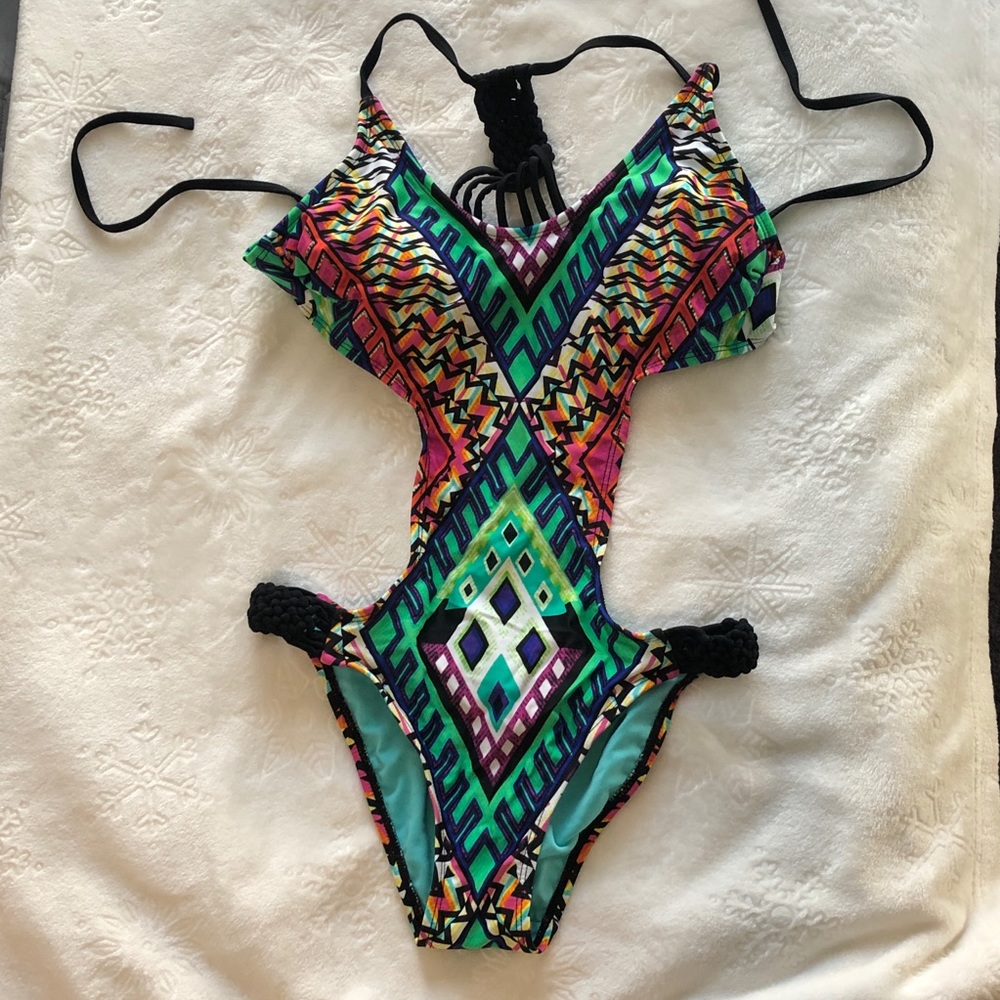 Xhiliration monokini